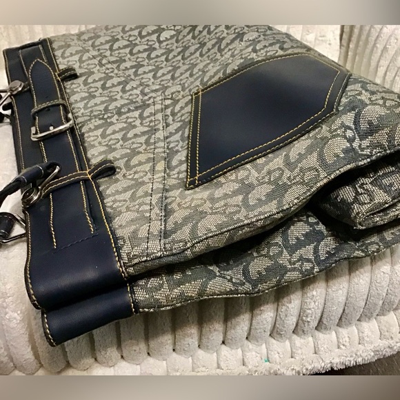 Dior Bags - Picture 4 of 13